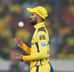 Ruturaj Delhi-க்கு போகிறாரா? – CSK ரசிகர்கள் அதிர்ச்சி, IPL 2026 டிரேட் ருமர் வெடிப்பு!
