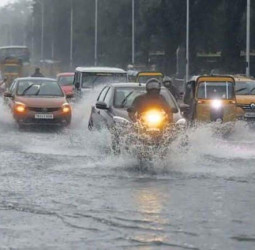 புயல் வலுவிழந்ததாள் சென்னையில் கனமழைக்கு வாய்ப்பு குறைவு , பிரதீப் ஜான்