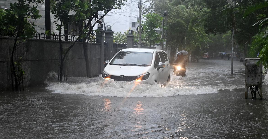சென்னையில் இன்றும் நாளையும் கனமழை பெய்யும் , வானிலை மையம்