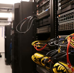 டெய்கினின் வட அமெரிக்கத் தரவு மைய குளிரூட்டும் திட்டத்தின் முக்கிய அம்சங்கள்